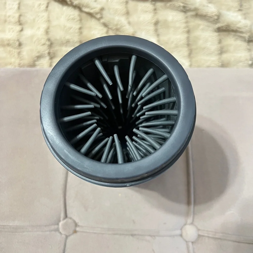 Buc-ee’s paw cleaning cup